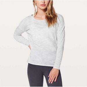 Lululemon back into it long sleeve size 6
